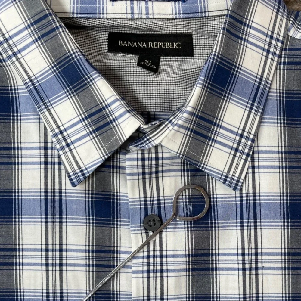 Banana Republic Mens Size XL Blue White Plaid Stretch Button Down Shirt